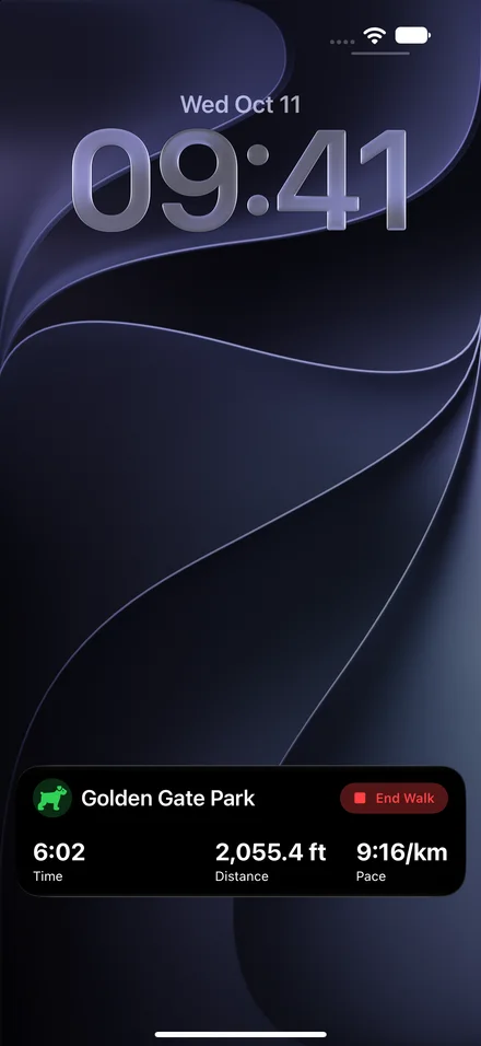 The Live Activity on the Lock Screen: time, distance, pace and an End Walk button